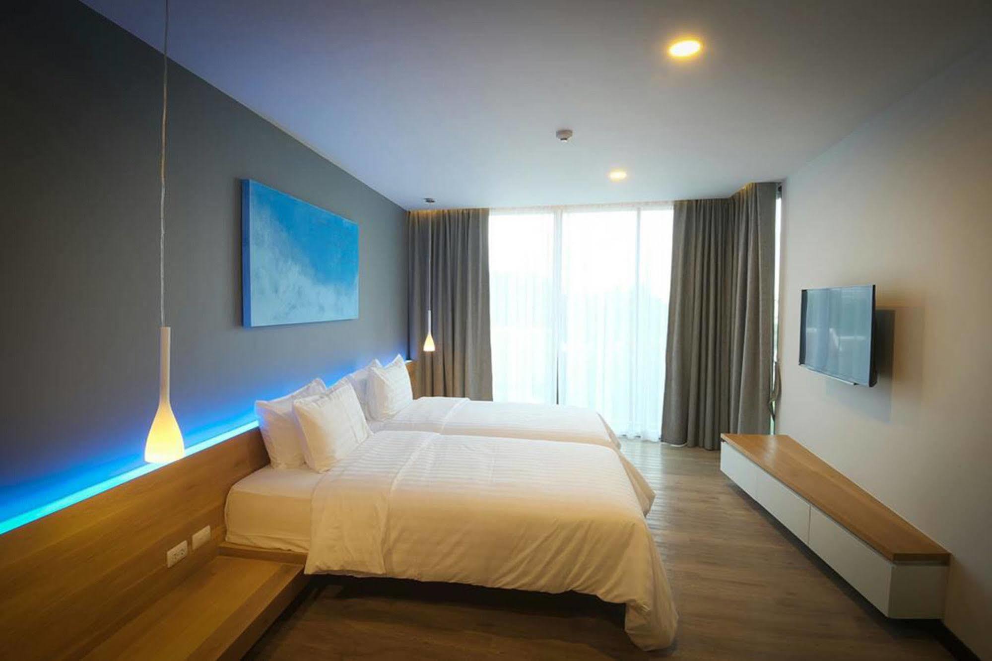 Kalm Bangsaen Hotel Luaran gambar